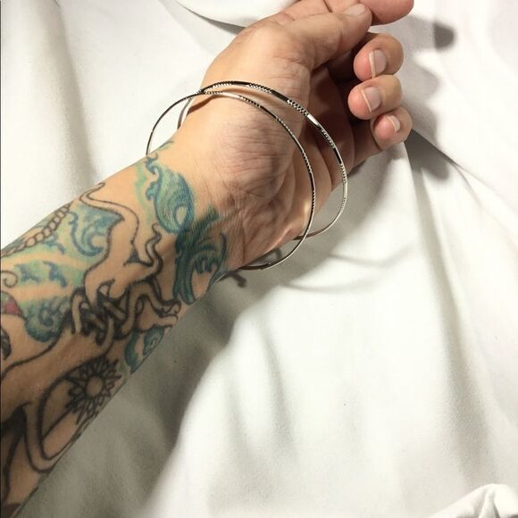 Silver Tone Bangle Set (UC3) - Picture 2 of 4